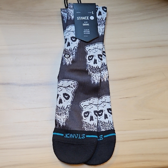 Stance Kids Pizza Face Black Skull Graphic Socks NWT Youth L 3-5.5 - Picture 1 of 4
